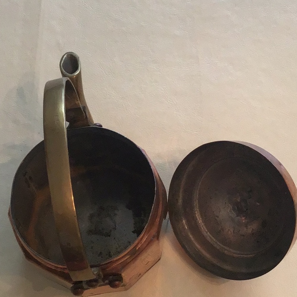#SMALL COPPER TEAPOT - Picture 4 of 8